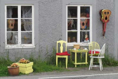 Outside Ulf M's gallery in Stamsund.jpg