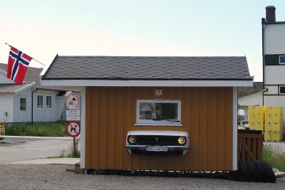 Car rental in Moskenesvgen.jpg