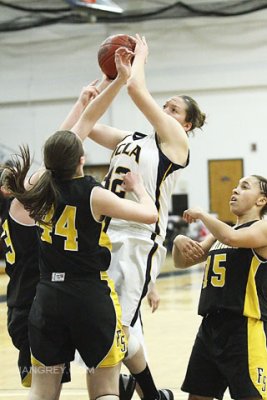 4062wbasketball2-22-11_pbase.jpg