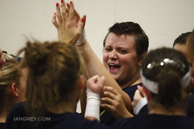 _IGP2414_Vball9-7-11_pbase.jpg