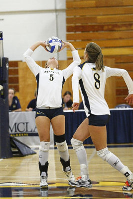 _IGP5726Vball_9-15-11_pbase.jpg