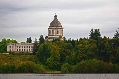 Back side of Washington state capitol.jpg