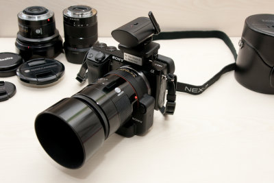 Sony NEX 7 // LA-EA2 Adapter // Minolta AF 100mm f/2.0 // Cactus Vs 4 Transmitter