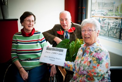 V.l.r.  Liesbeth Verhoeven, Arie Kooijman  en Toos van Wijk ,