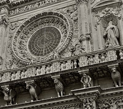 Monumental Lecce - 04.jpg