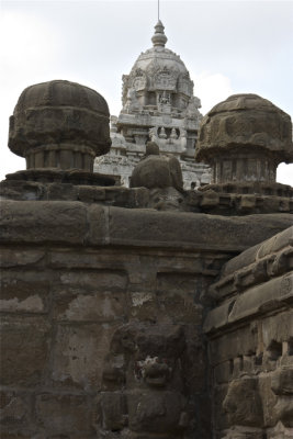Kailasanatha Temple Kanchipuram - 03.jpg