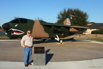 February 2011 - Breman Griner and a U. S. Air Force LTV A-7D-13-CV Corsair II #AF72-0352 at Moody AFB, Georgia