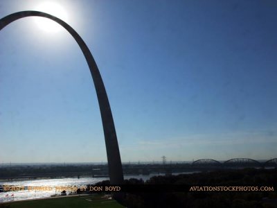 2011 - the Gateway Arch at mid-morning in St. Louis
