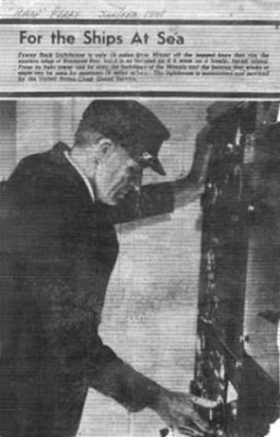 News article about Hamilton Hamp Sharpe Perry, lighthouse keeper of Fowey Rocks Light from the 1920s until early 1940s