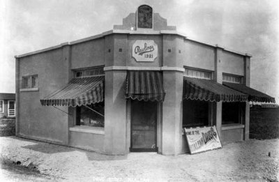 1921 - Hialeah Drug Company, Palm Avenue and E. 1st Street and County Road (later Okeechobee Road), Hialeah