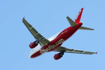 Airbus 319 at Duesseldorf, 2010