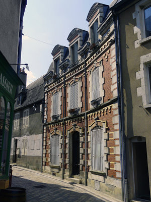 Village Street, Sancerre.