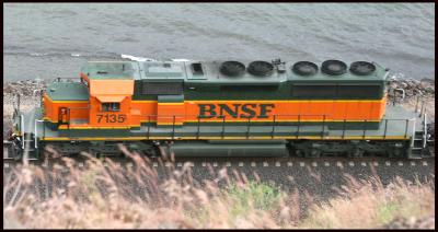 BNSF 7135