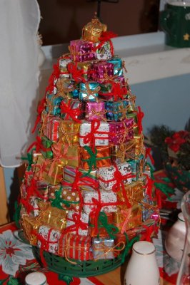 Christmas tree centerpiece