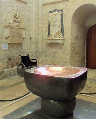 MODERN CATHEDRAL FONT