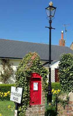  OLD POSTBOX