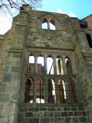WINDOWS OF THE RUINS