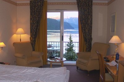 ROOM   -  ULVIK HOTEL  -  NORWAY
