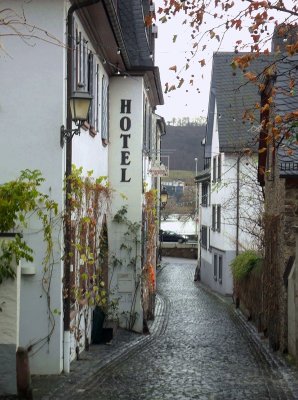 STEINGASSE LANE . 1