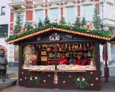 ANOTHER FESTIVE SWEET STALL