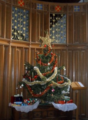 CHURCH CHRISTMAS TREE