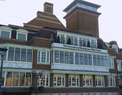 SHAKESPEARE GLOBE CENTRE