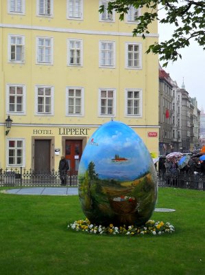 EASTER EGG IN OLD TOWN SQUARE