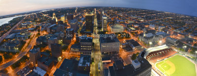 HSBC_roof_dusk_pan_joecascio.jpg