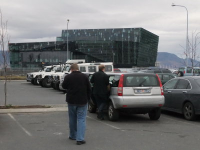 Harpa in the background