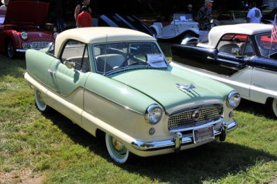 1960 Metropolitan coupe, owned by Irene and Clay Inman, Claymont, DE