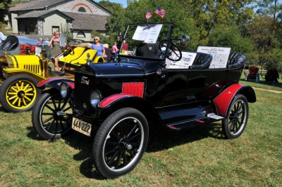 1922 Ford Model T Tudor, owned by Dave Esposito, Glen Mills, PA
