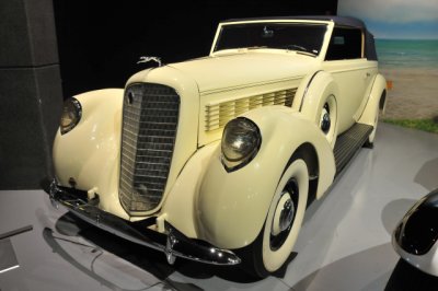 1938 Lincoln Model K Twelve Victoria Convertible by Brunn, V-12, museum collection, gift of Jim and Sharon Raines, Charlotte, NC