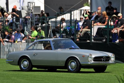 1963 Mercedes-Benz 230SL by Pininfarina, Elona & Weston Hook, La Jolla, CA, Best in Class, Sports and GT Cars 1954-1963 (7546)