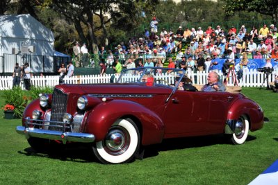 1940 Packard 1807, Linda & Richard Kughn, Dearborn, MI, Amelia Award, American Classic Open 1937-1948 (8376)