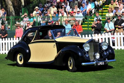 1947 Rolls-Royce Silver Wraith Saoutchik Sedanca Coupe, Robert & Agata Matteucci, Jupiter, FL, People' Choice Award (8539)
