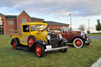 1933 Ford Model B Pickup, Jeff A. & Wayne A. Fredette, and 1928 Chrysler 72 Roadster, Richard B. Howe & Jason T. Fisher (9264)