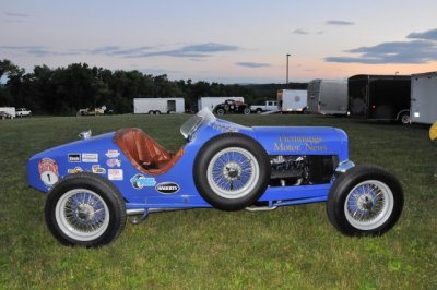 1932 Ford Speedster, James C. Menneto & Mari L. Parizo (9396)