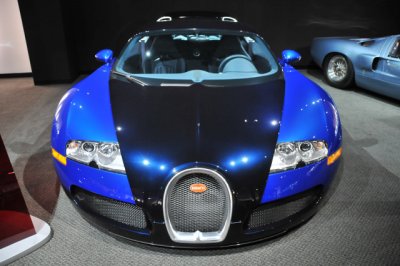 2006 Bugatti Veyron 16.4, 1,001 hp W16 engine, top speed 253 mph, 0-60 mph in 2.5 secs., at Petersen Automotive Museum (3607)