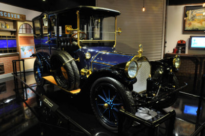 1913 Pierce-Arrow Model 38C Brougham (1945)