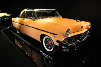 1954 Ford Crestline Skyliner Hardtop Coupe (2068)