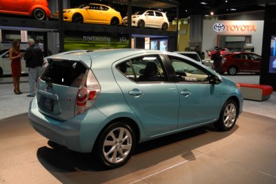 2013 Toyota Prius c hybrid prototype (0397)