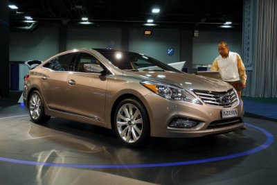 2012 Hyundai Azera, available by spring 2012 (0732)