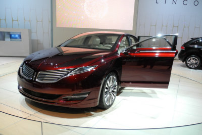 2013 Lincoln MKZ Concept (0813)