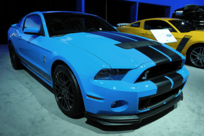 2013 Ford Mustang Shelby GT500, 202 mph top speed (0890)