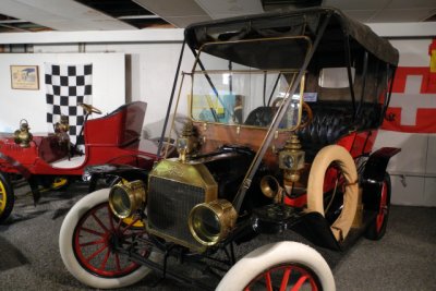 1909 Ford Model T,* believed to be the oldest surviving Canadian-built Model T; from the McDougald Collection (1337)