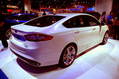 2013 Ford Fusion (2048)