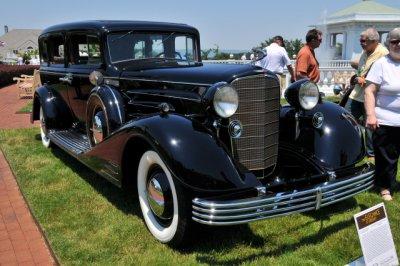 1933 Cadillac 452C V16 Custom Limousine by Fleetwood, owned by Jim & Brenda George, Haymarket, VA (4254)