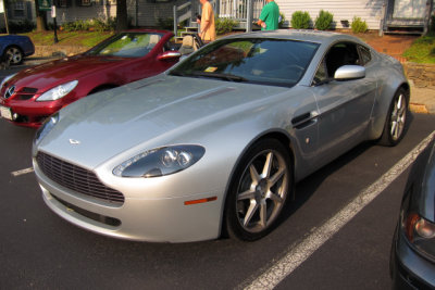 Aston Martin Vantage (1222)