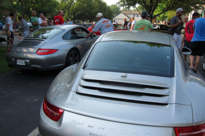 Left, pre-2012 Porsche 911 Carrera S, Type 997, and 2012 Porsche 911 Carrera S, Type 991 (1306)