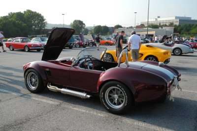An exceptional Shelby Cobra replica made by Backdraft Racing, a company in South Africa. (4000)
